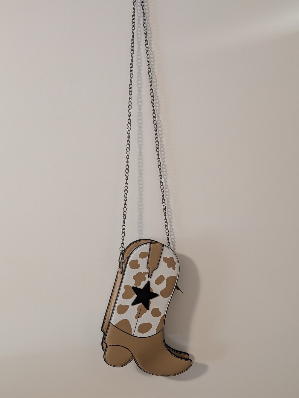 Leather-Look Beige Novelty Crossbody Bag with Chain Strap